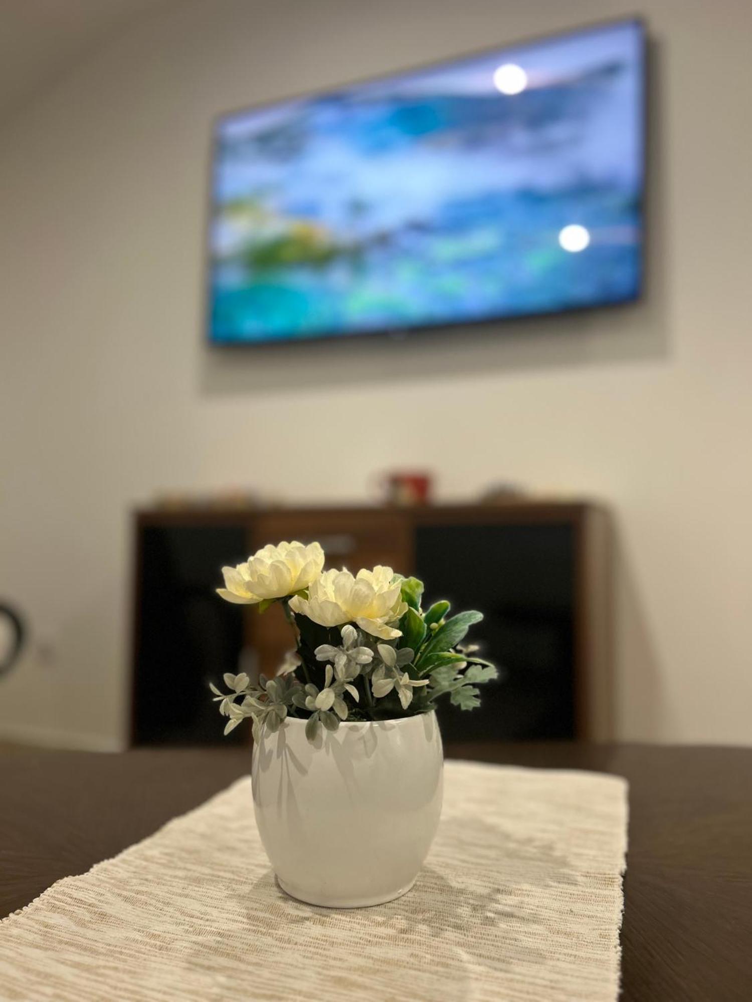 Apartman Diamond Lux Surcin Exterior photo